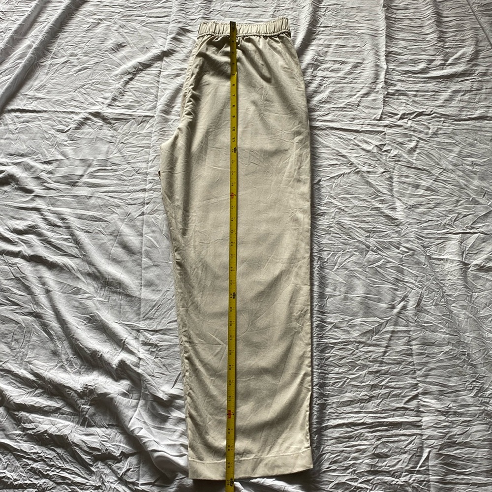 Uniqlo pants size large bought in Japan